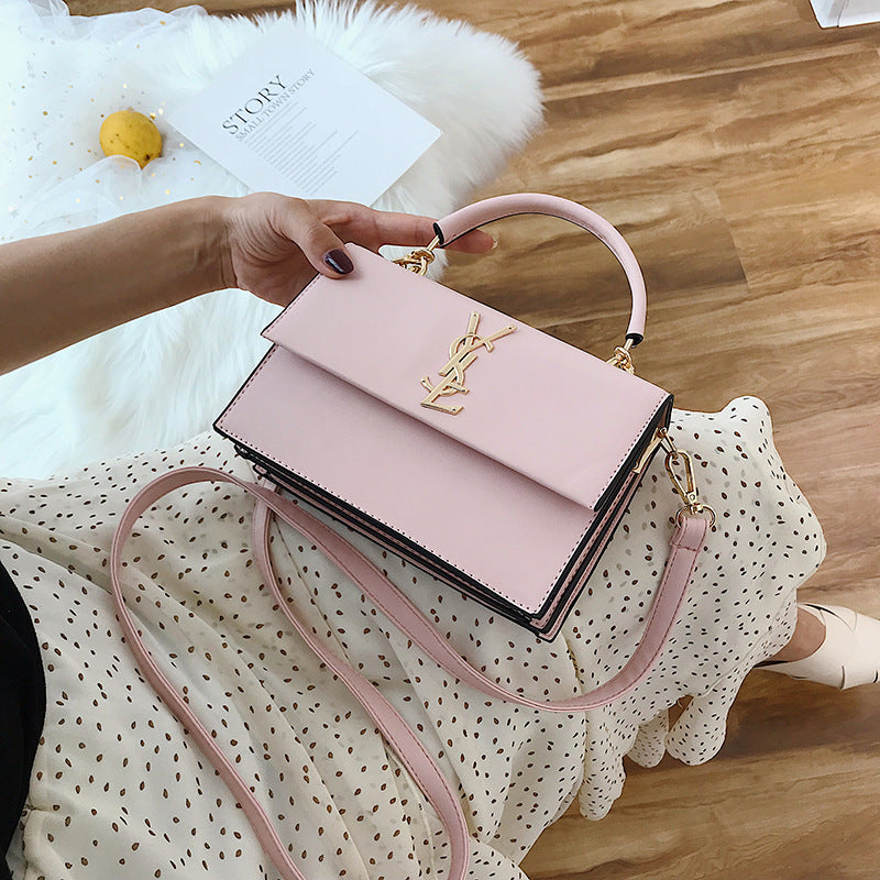 Fashionable Women's Crossbody Bag - Stylish Small Tote