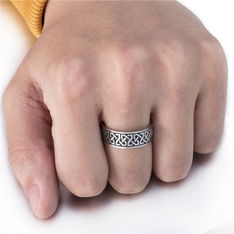Luna Ring - Elegant Design for Any Occasion
